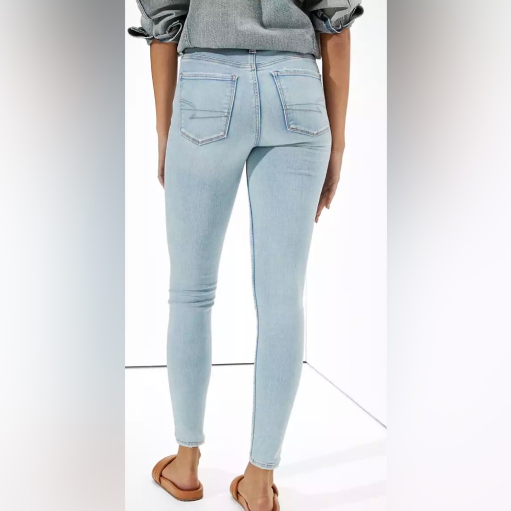 American Eagle - Picture 2 of 12